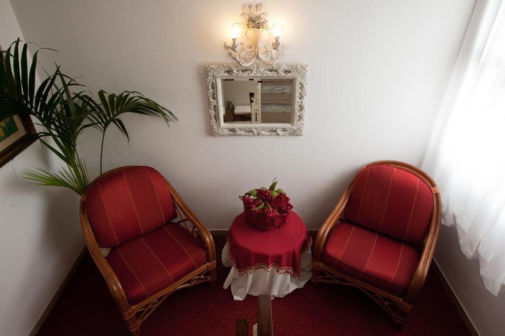 Hotel Canarie Lido di Jesolo Buitenkant foto